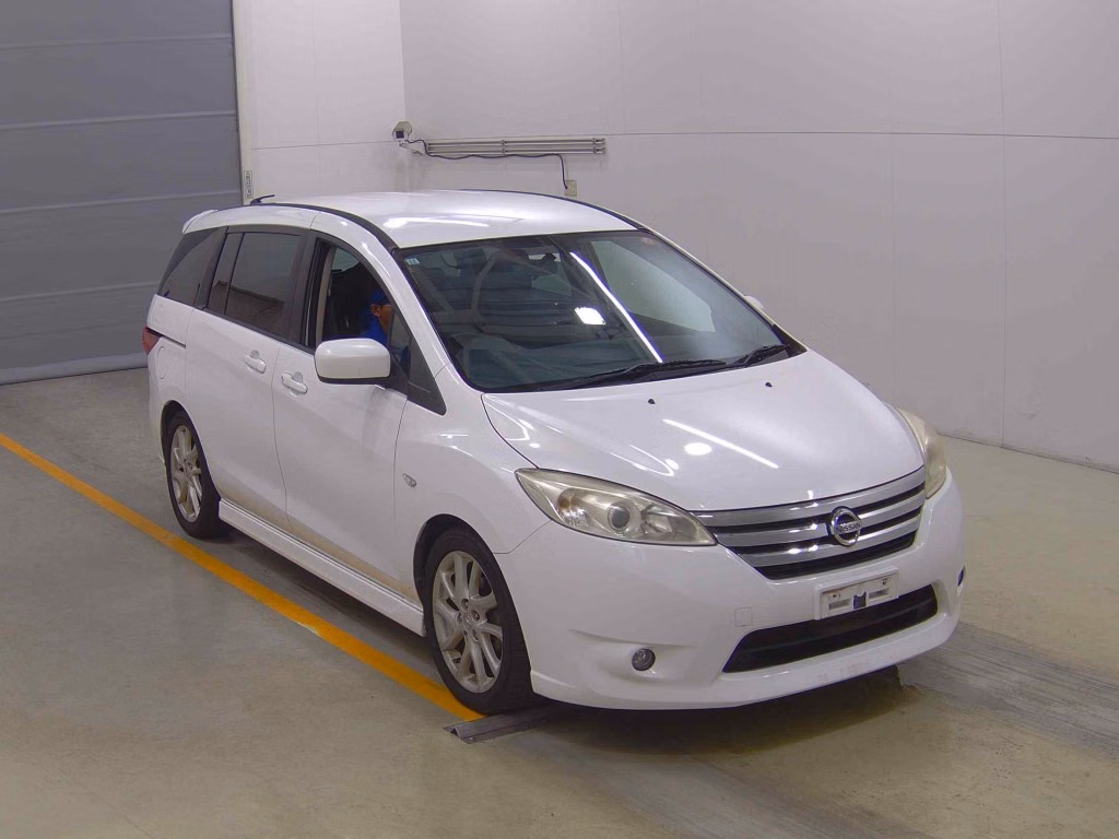 NISSAN LAFESTA