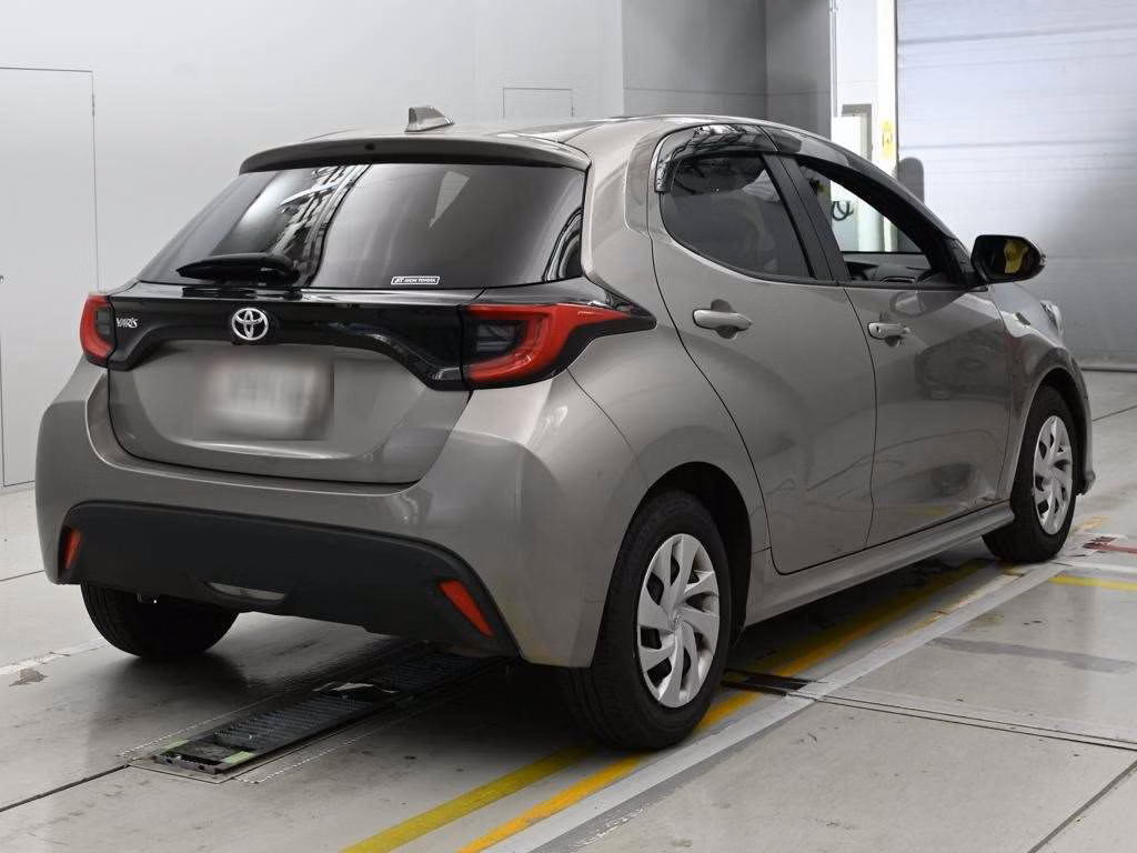 TOYOTA YARIS
