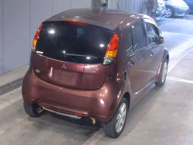 MITSUBISHI I