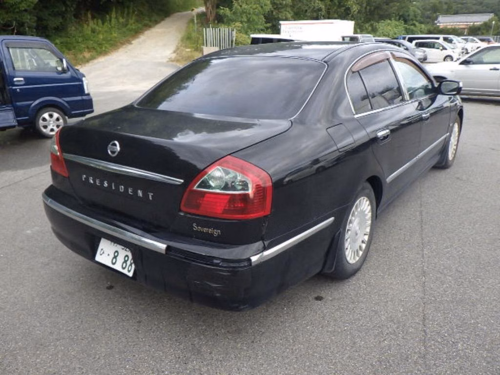 NISSAN PRESIDENT