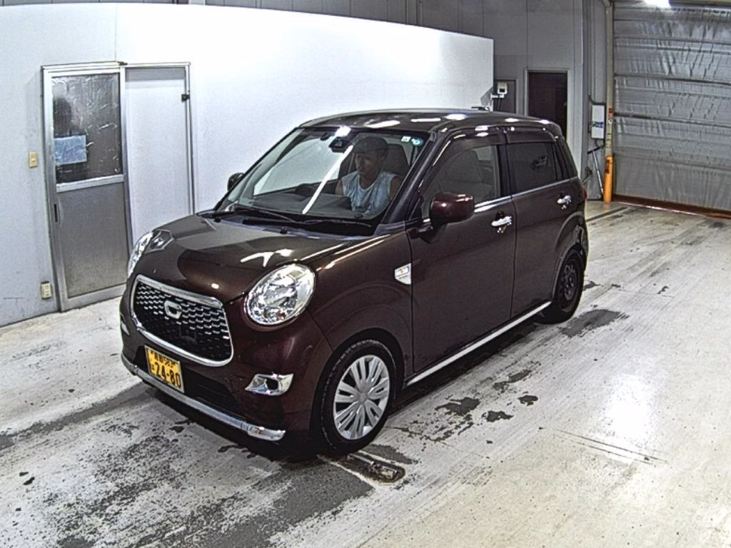 DAIHATSU CAST