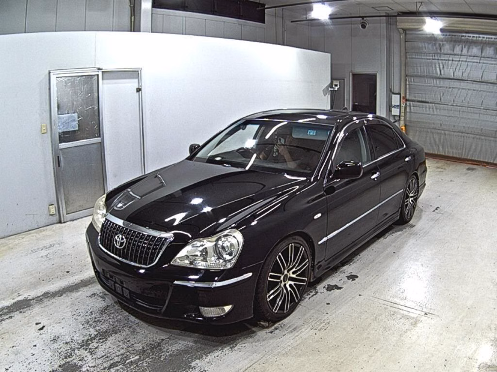 TOYOTA CROWN MAJESTA
