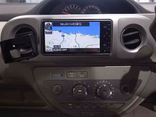 TOYOTA PORTE