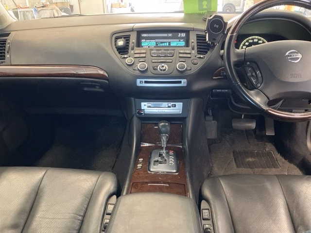 NISSAN CIMA
