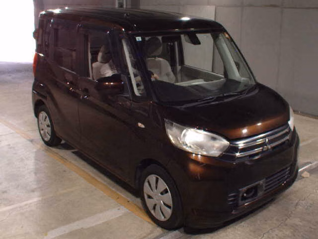 MITSUBISHI EK SPACE