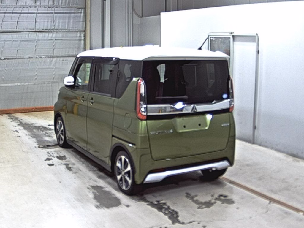 MITSUBISHI EK SPACE