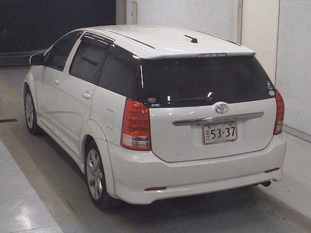 TOYOTA WISH