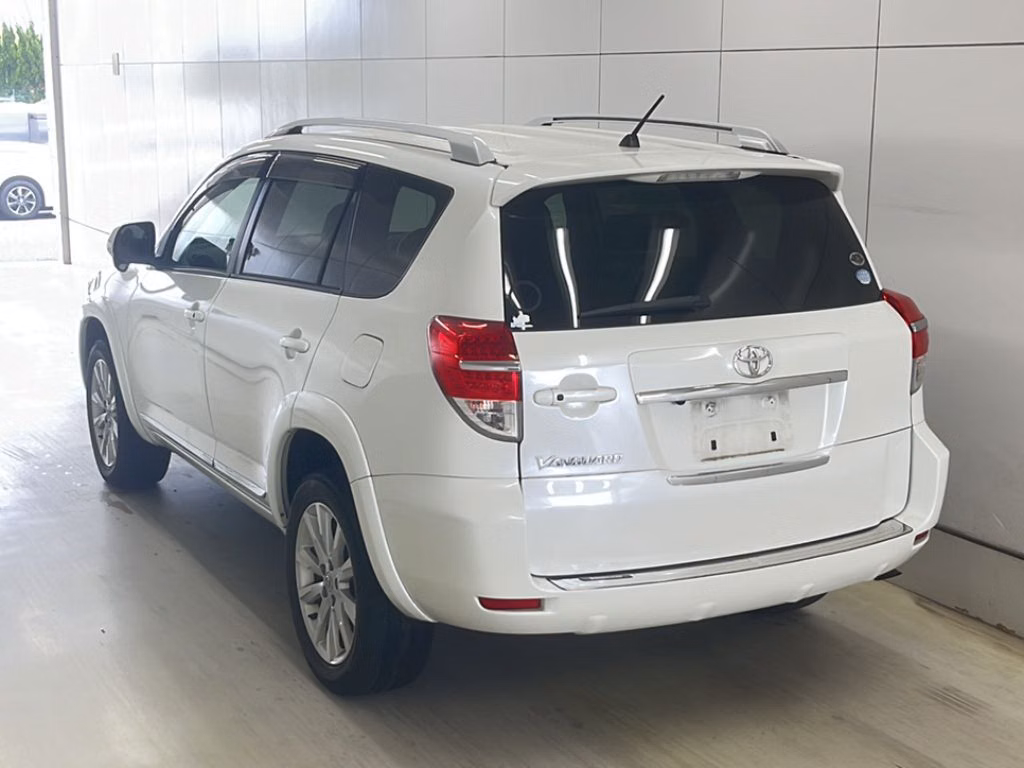TOYOTA VANGUARD