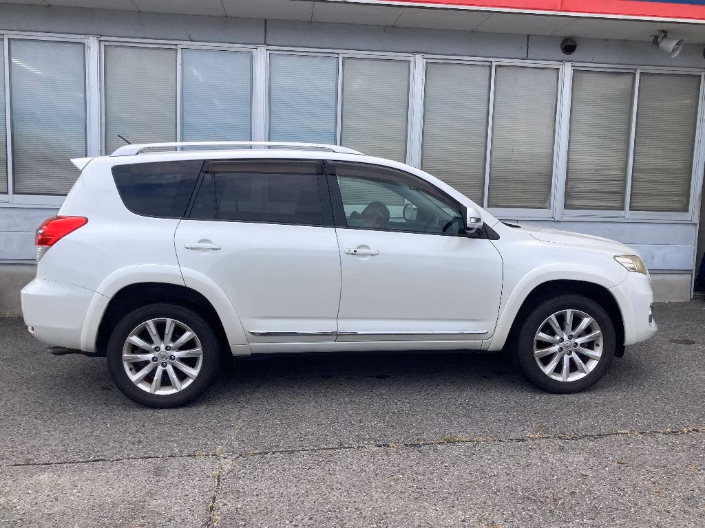 TOYOTA VANGUARD