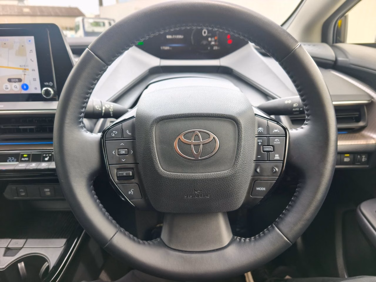 TOYOTA PRIUS