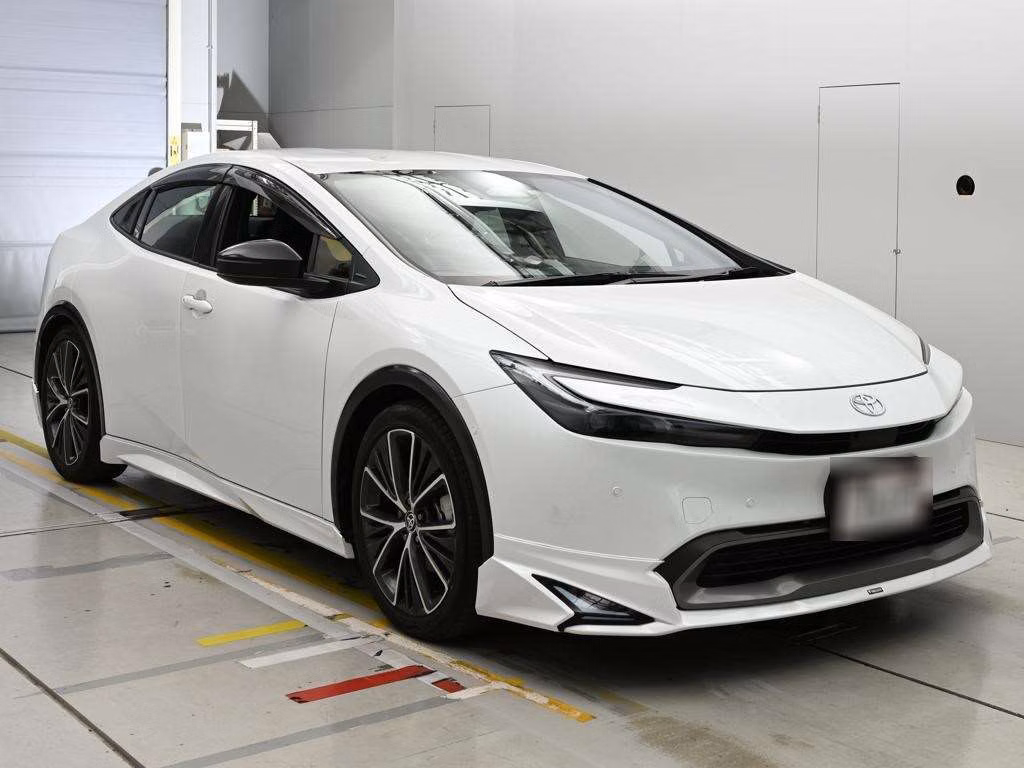 TOYOTA PRIUS