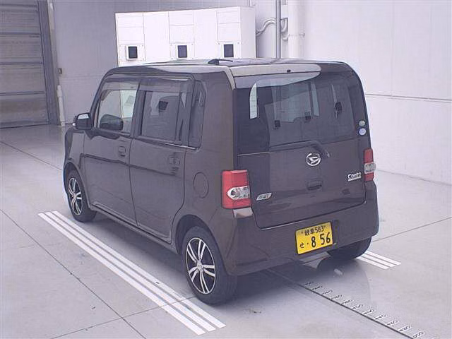 DAIHATSU MOVE CONTE