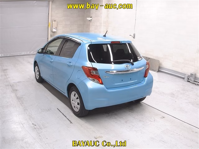TOYOTA VITZ