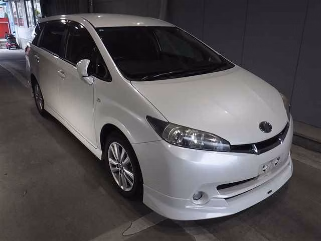 TOYOTA WISH