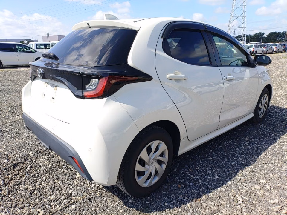 TOYOTA YARIS