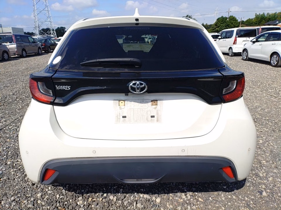 TOYOTA YARIS