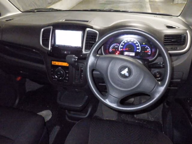 MITSUBISHI DELICA D:2
