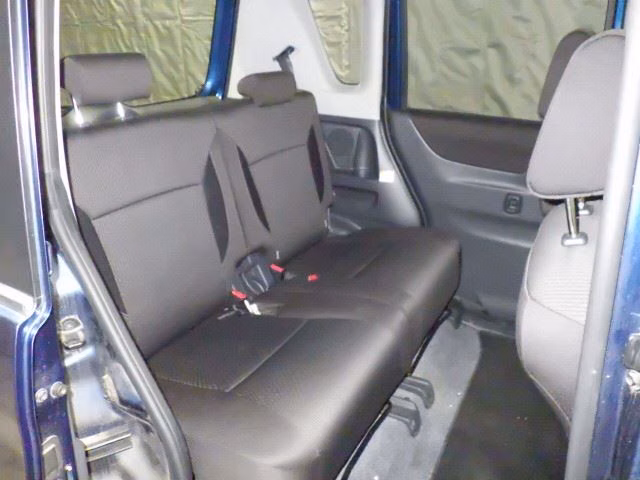 MITSUBISHI DELICA D:2