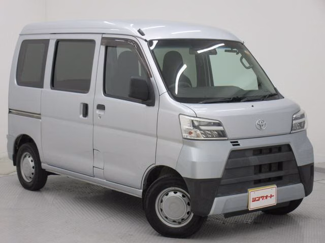 TOYOTA PIXIS VAN