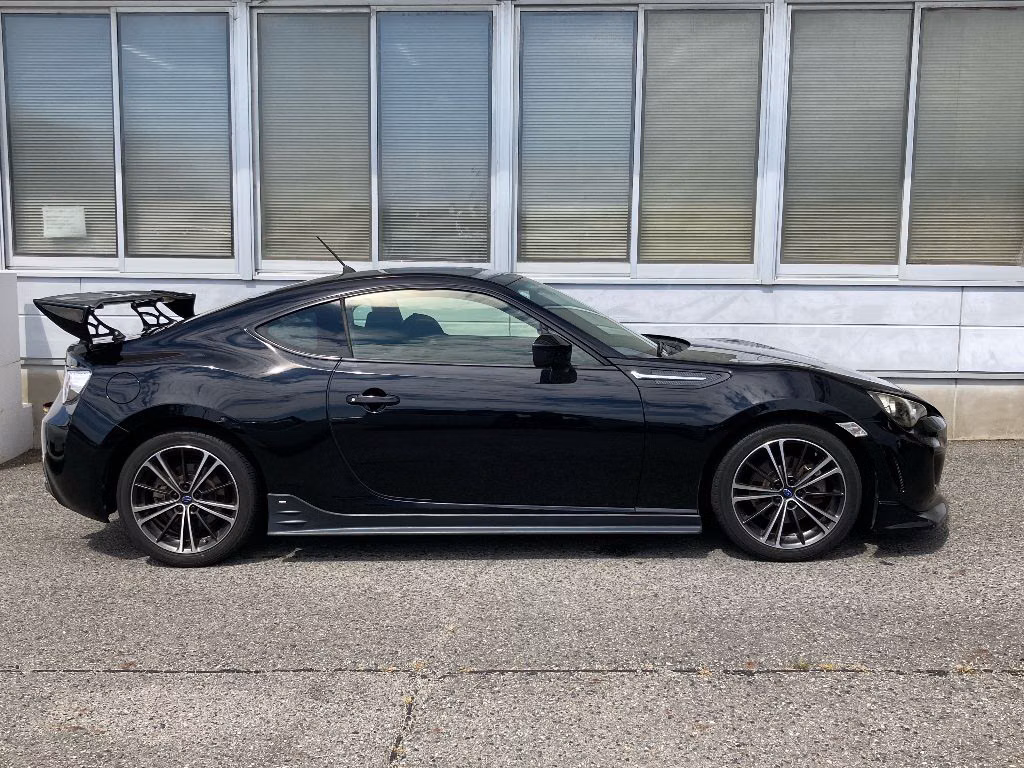 SUBARU BRZ