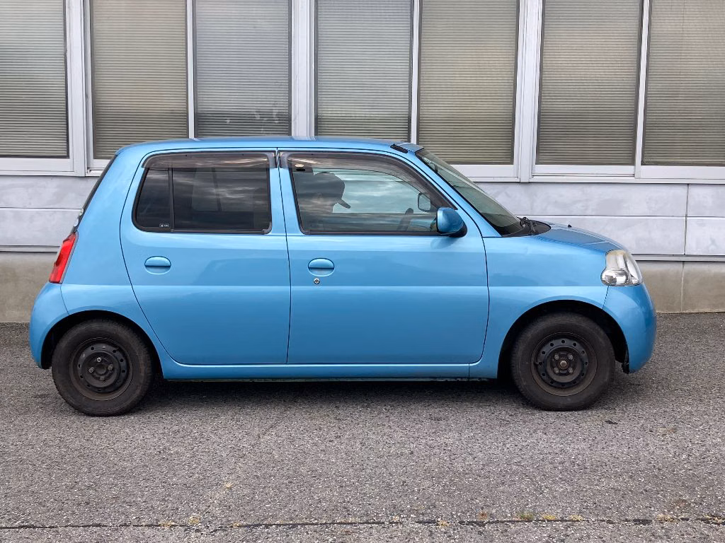 DAIHATSU ESSE