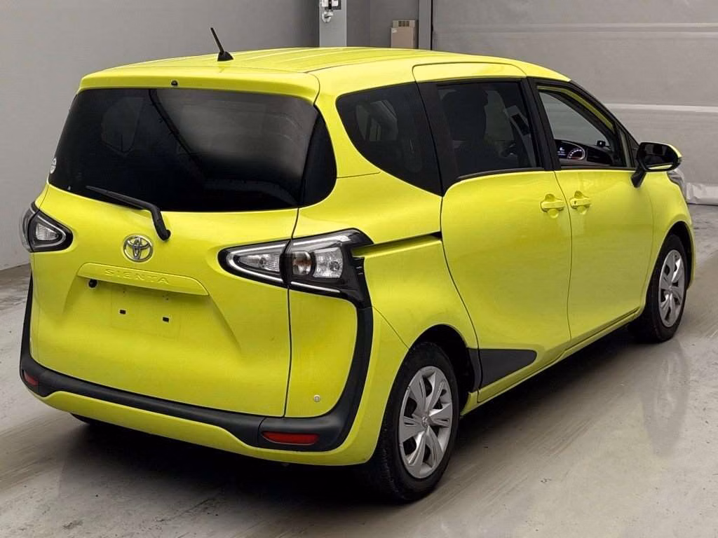 TOYOTA SIENTA