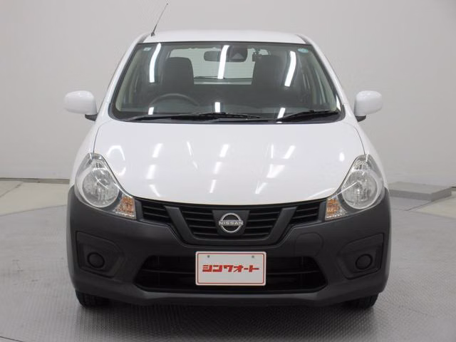 NISSAN AD