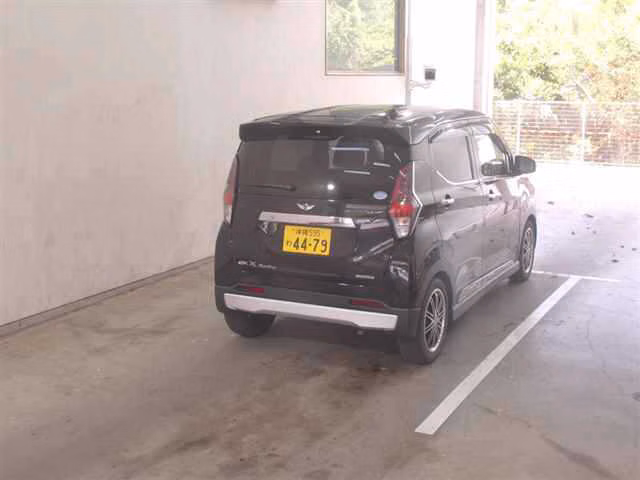 MITSUBISHI EK X