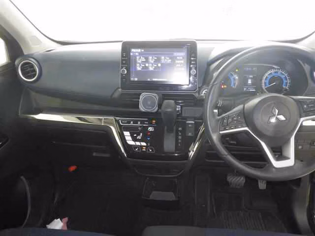 MITSUBISHI EK X