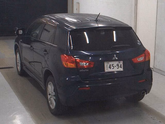 MITSUBISHI RVR