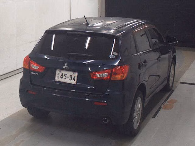 MITSUBISHI RVR