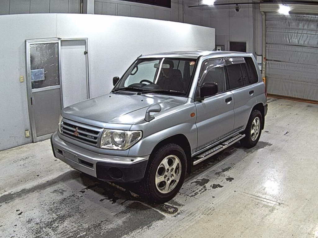 MITSUBISHI PAJERO IO