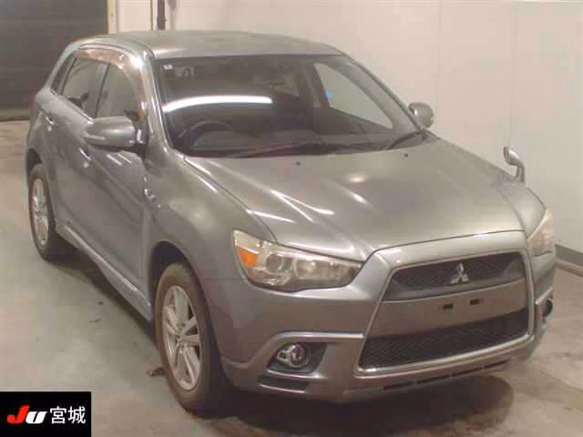 MITSUBISHI RVR