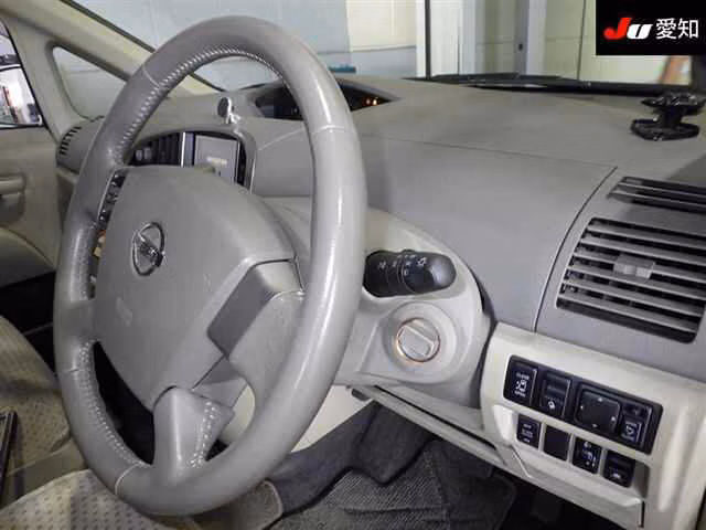 NISSAN PRESAGE
