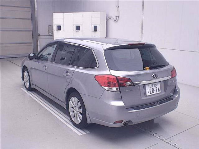 SUBARU LEGACY