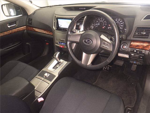 SUBARU LEGACY