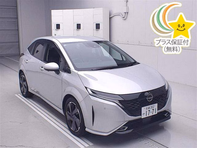 NISSAN AURA