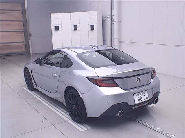 TOYOTA GR 86