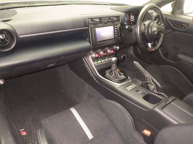 TOYOTA GR 86