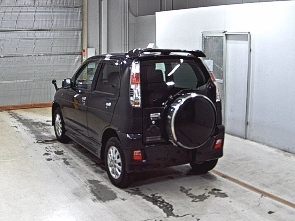 DAIHATSU TERIOS KID
