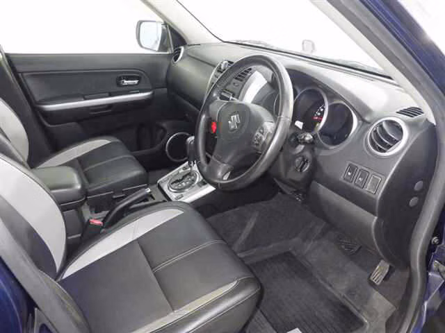 SUZUKI ESCUDO