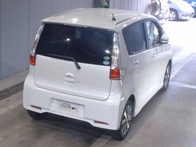 MITSUBISHI EK CUSTOM