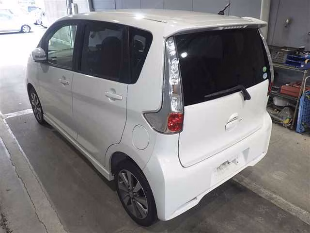 MITSUBISHI EK CUSTOM