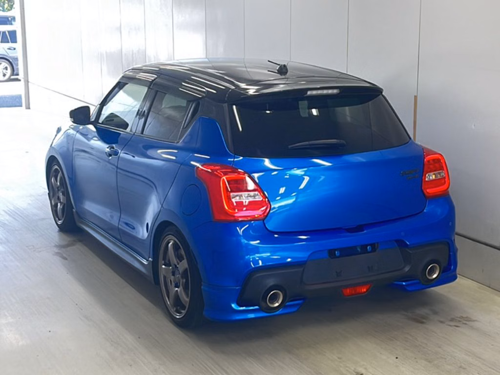 SUZUKI SWIFT