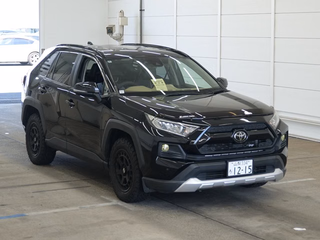 TOYOTA RAV4