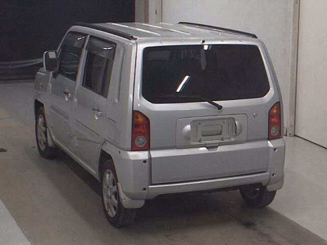 DAIHATSU NAKED