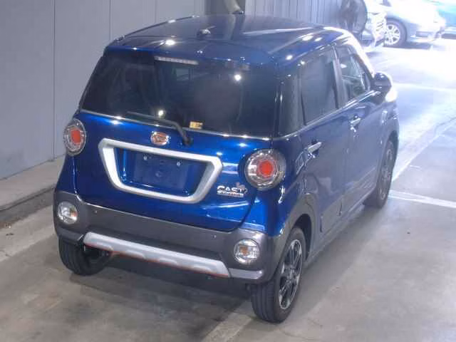 DAIHATSU CAST