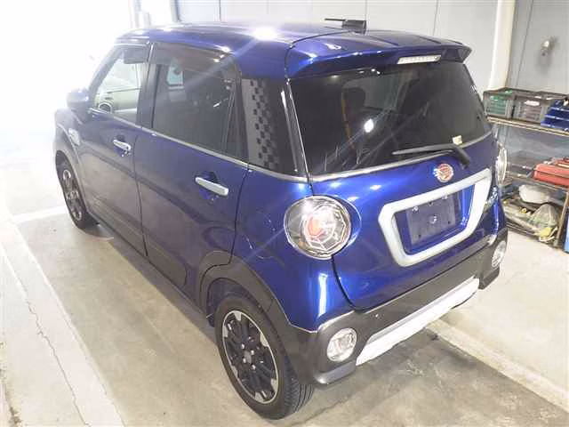 DAIHATSU CAST