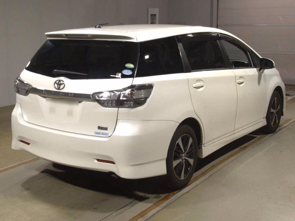 TOYOTA WISH