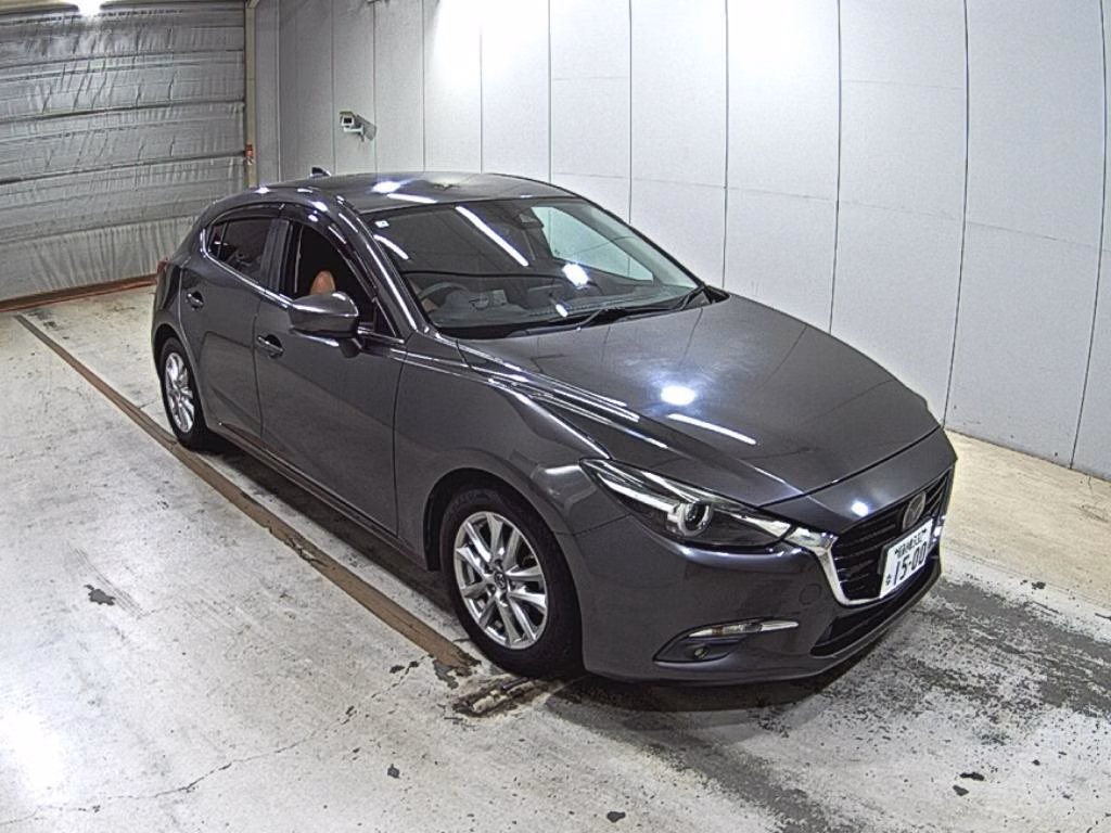 MAZDA AXELA